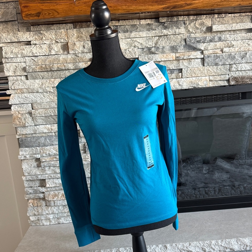 Nike Women's Teal Long Sleeve Tee